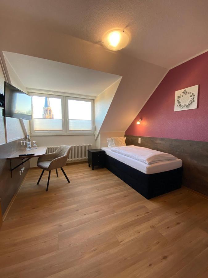 Hotel Schuetz Trier Bagian luar foto
